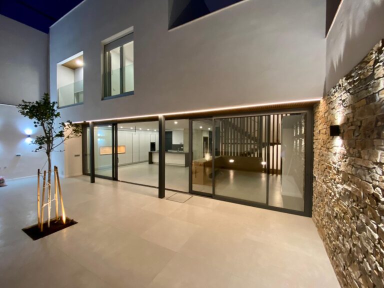 Fotos De Obra De Nueva Construccion De. Vivienda Unifamiliar De 450 M2 En Sevilla Capital Nervion 59