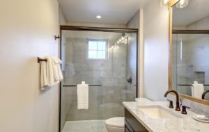 reformar baño precio